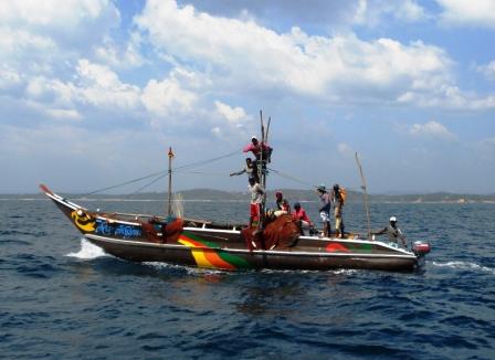 Fischerboot vor Sri Lanka